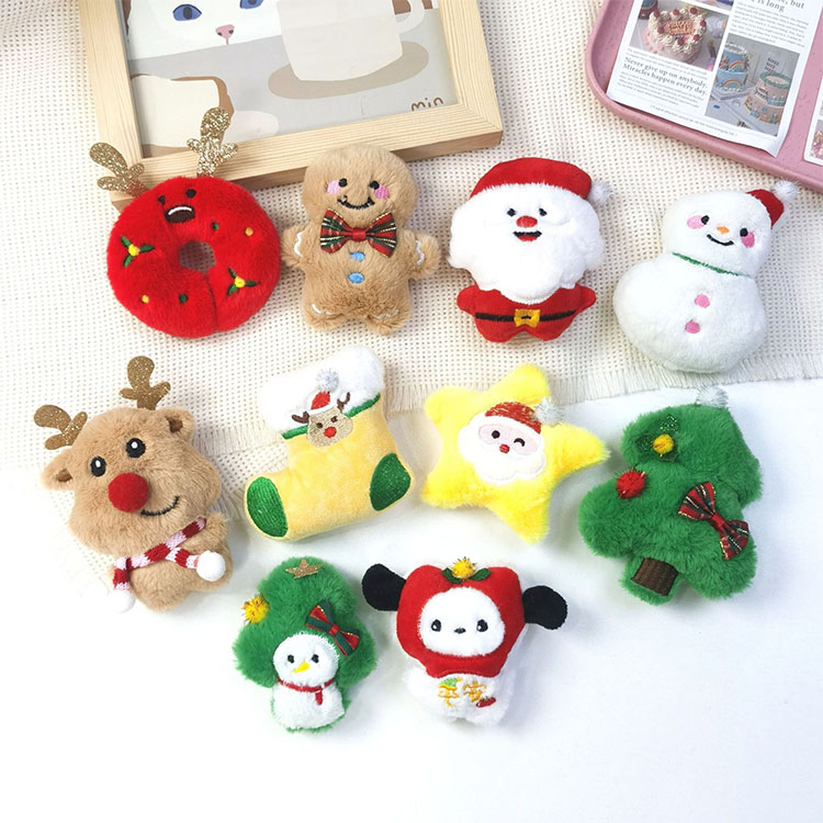 Kerstboom gevuld speelgoed